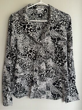 NWOT DKNY Black and White Leopard Print Button-Down Shirt